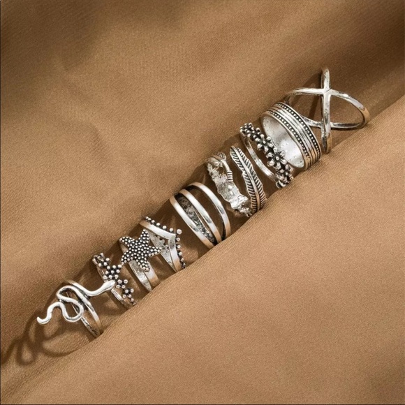 Womens rings - Picture 3 of 6